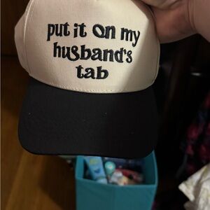 Black and Cream Cap SnapBack